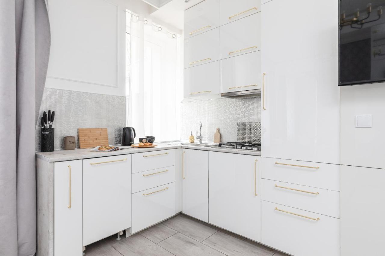 Superapart Chmielna 73A, City Center Warsaw Exterior photo
